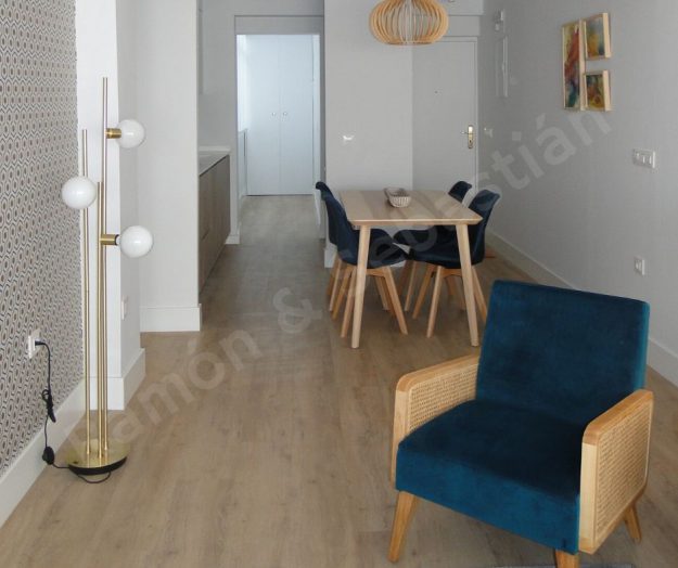 Suelo de vinilo en clic para vivienda